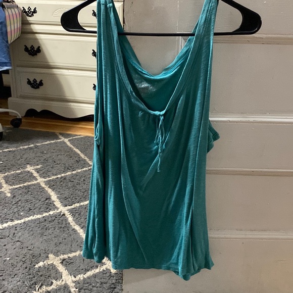 blue loose fitting tank top - Picture 1 of 1